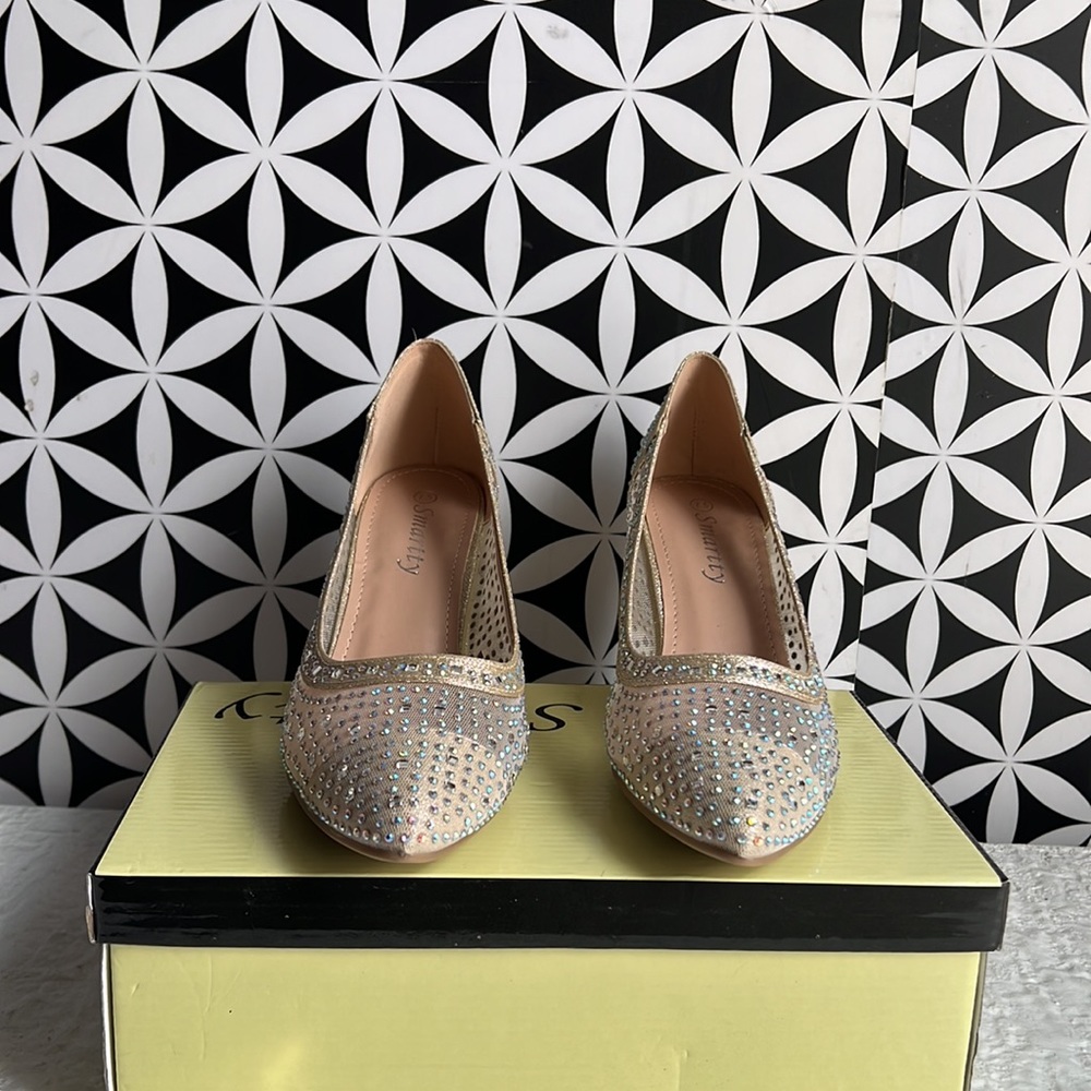 Golden/Beige slip on formal heels - Picture 7 of 8